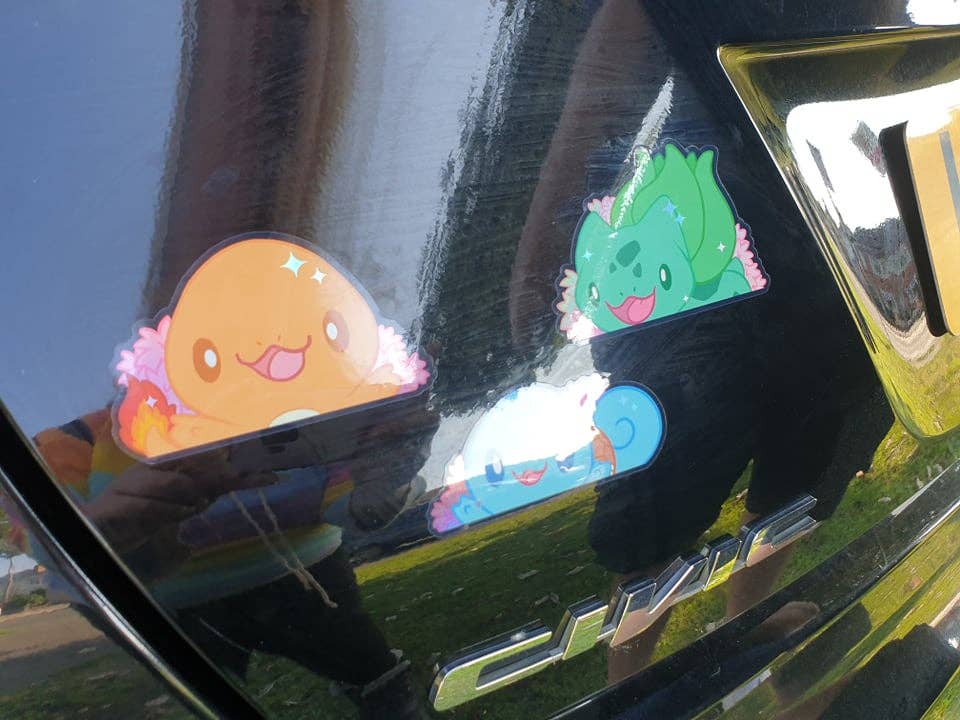 Pokémon (Squirtle) Peeker Vynil Sticker